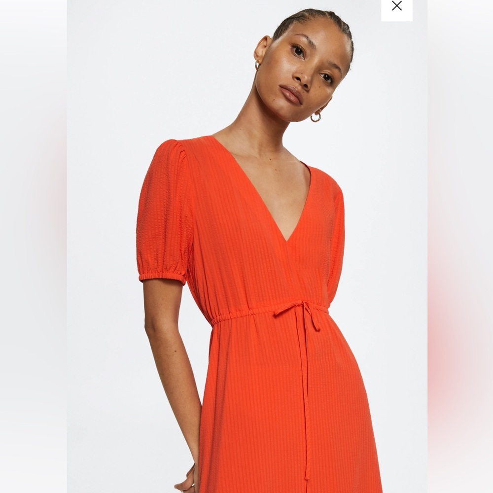 Mango Flowy long dress Size 4 New without tags